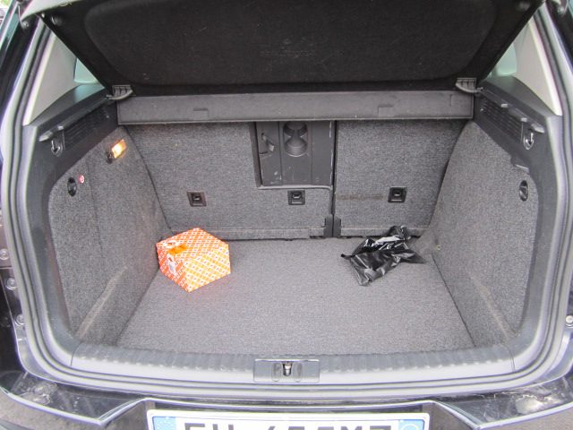 VOLKSWAGEN Tiguan usata, con Boardcomputer