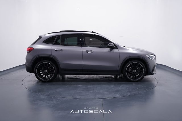 MERCEDES-BENZ GLA 200 usata, con Chiusura centralizzata