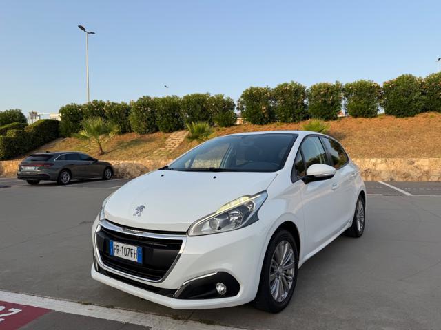 PEUGEOT 208 usata, con Luci diurne