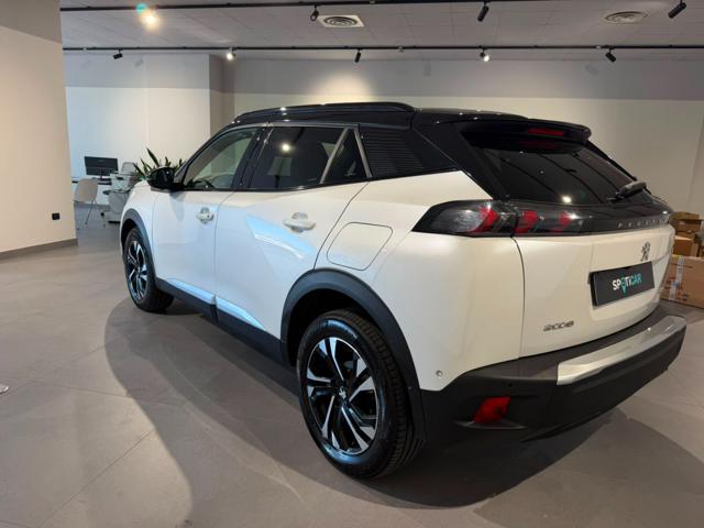 PEUGEOT 2008 usata, con Autoradio