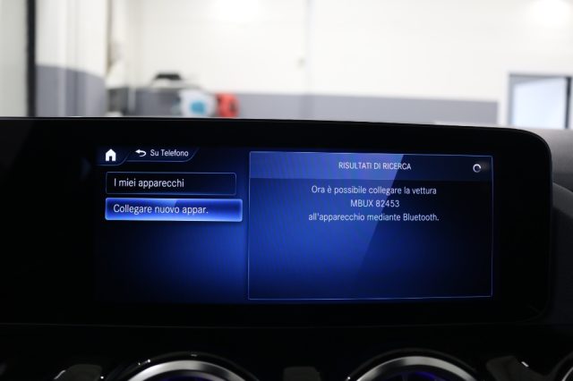 MERCEDES-BENZ GLA 200 usata 23