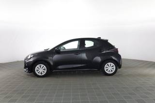 TOYOTA Yaris usata 5