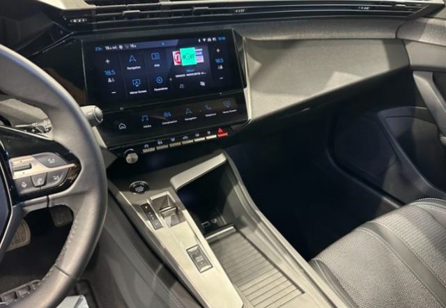 PEUGEOT 308 usata, con Sistema di navigazione