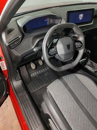 PEUGEOT 2008 usata, con Sedile posteriore sdoppiato