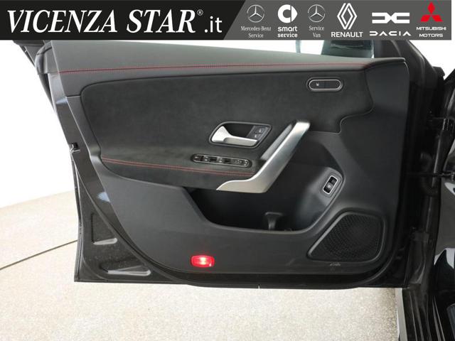 MERCEDES-BENZ CLA 200 usata, con Autoradio
