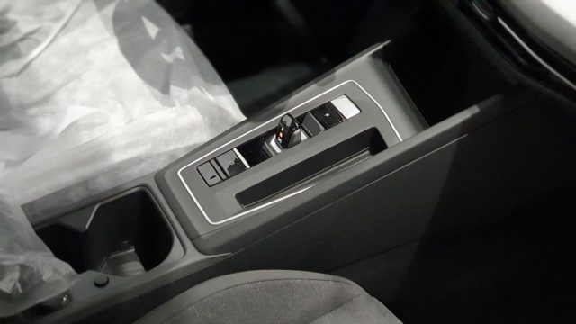 VOLKSWAGEN Golf Variant usata, con Cruise Control