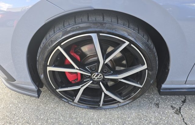 VOLKSWAGEN Golf usata, con Alzacristalli elettrici