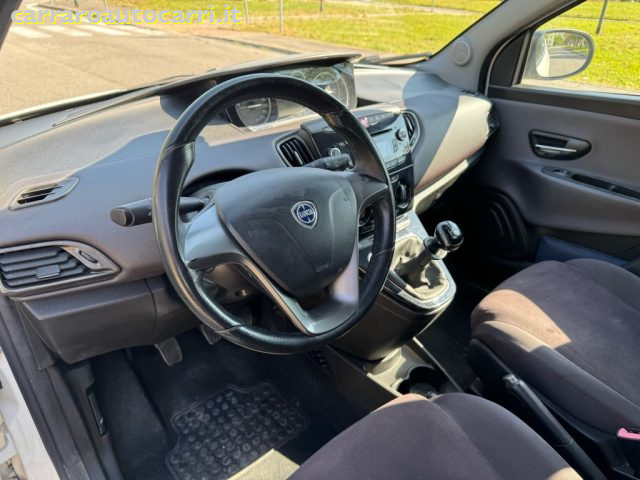 LANCIA Ypsilon usata, con Controllo trazione
