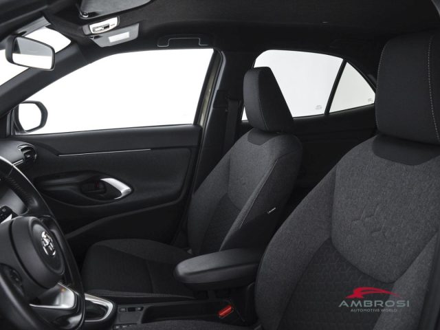 TOYOTA Yaris Cross usata 8