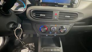 HYUNDAI i10 usata, con Autoradio