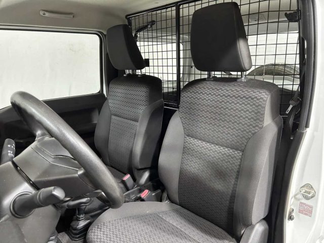 SUZUKI Jimny usata, con Fari LED