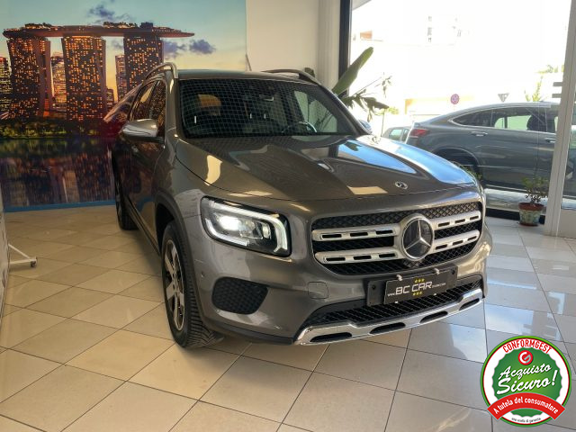 MERCEDES-BENZ GLB 180 usata, con Luci diurne LED