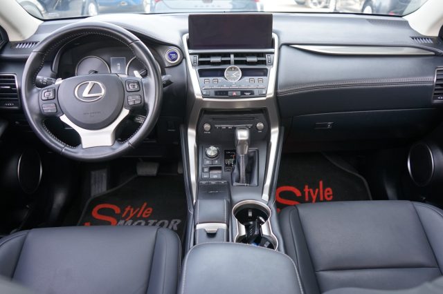 LEXUS NX 300h usata, con Antifurto