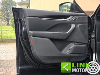 MASERATI Levante usata, con Sedile posteriore sdoppiato