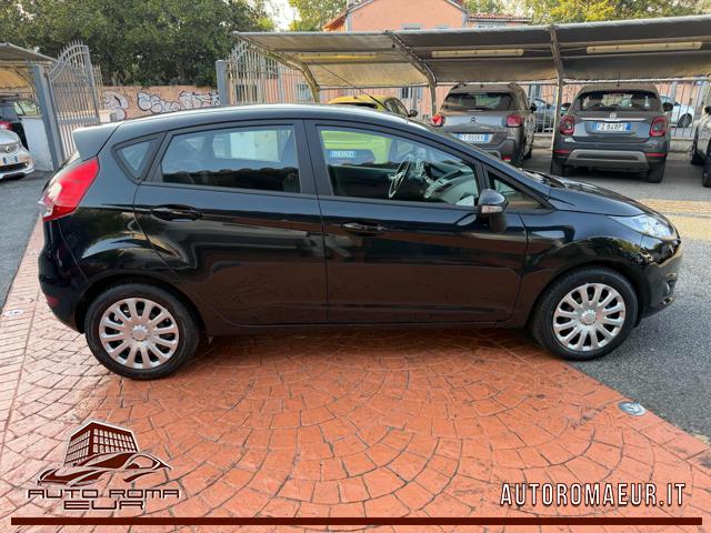 FORD Fiesta usata, con Autoradio