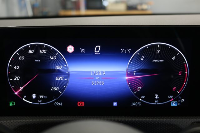 MERCEDES-BENZ A 200 usata, con Fari LED