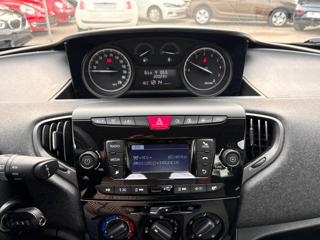 LANCIA Ypsilon usata, con Servosterzo