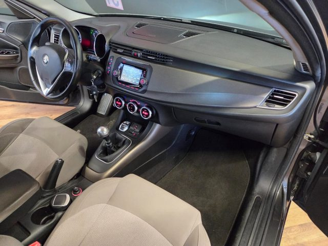 ALFA ROMEO Giulietta usata, con Bracciolo
