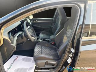 VOLKSWAGEN Golf usata, con Controllo automatico clima