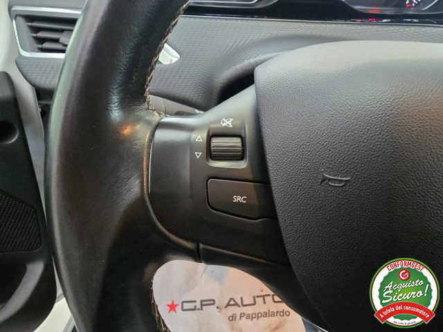 PEUGEOT 208 usata, con Bluetooth