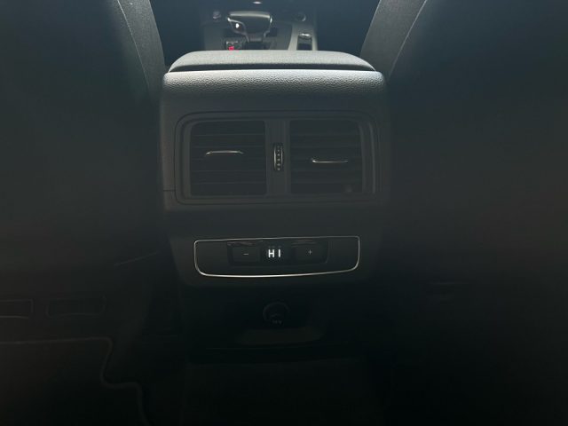AUDI Q5 usata, con Autoradio digitale