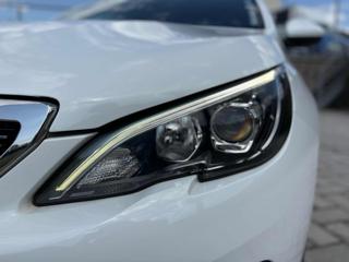 PEUGEOT 308 usata, con Lettore CD