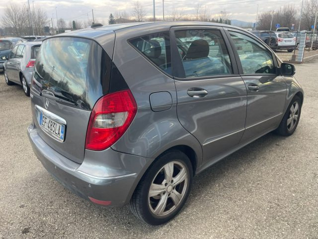 MERCEDES-BENZ A 160 usata, con Autoradio