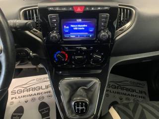 LANCIA Ypsilon usata, con Park Distance Control
