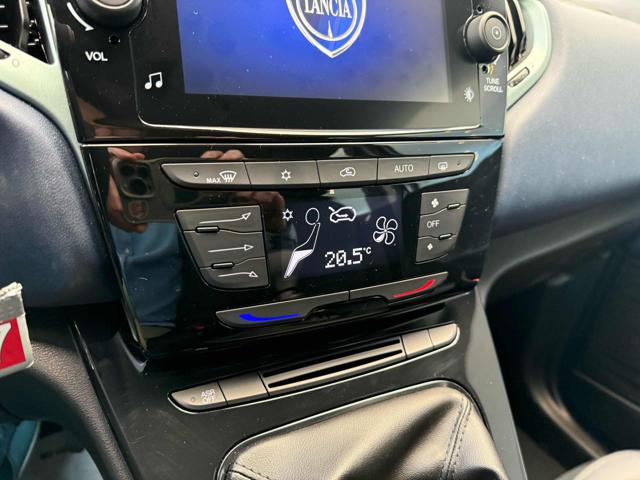 LANCIA Ypsilon usata, con USB