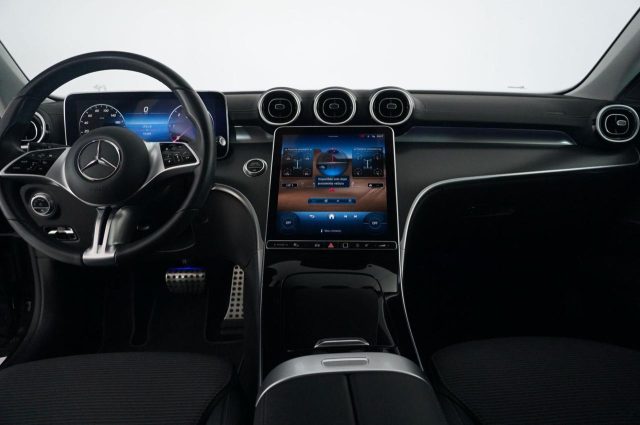 MERCEDES-BENZ C 220 usata, con Cerchi in lega