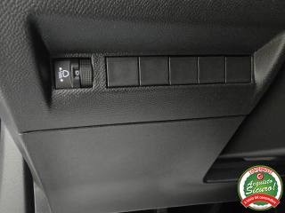 PEUGEOT 2008 usata, con Vetri oscurati