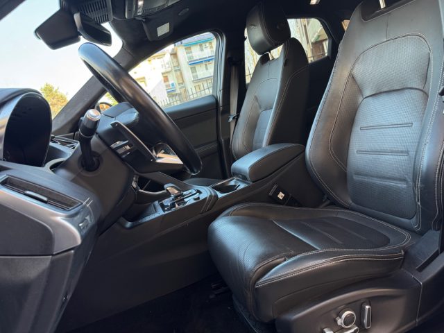 JAGUAR E-Pace usata, con Autoradio