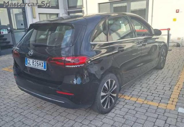 MERCEDES-BENZ B 180 usata, con Airbag laterali