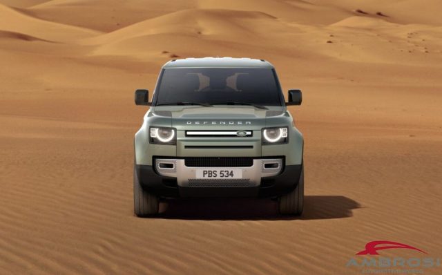 LAND ROVER Defender usata 4