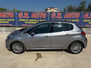 PEUGEOT 208 usata, con Alzacristalli elettrici
