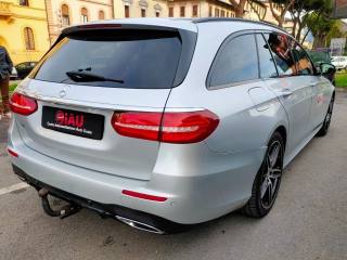 MERCEDES-BENZ E 220 usata, con Cerchi in lega