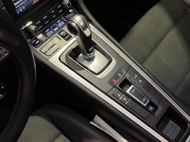 PORSCHE 718 Spyder usata, con Fari Xenon