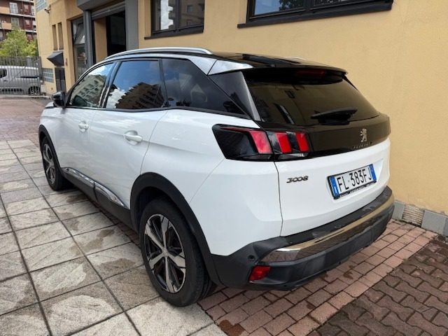PEUGEOT 3008 usata, con Autoradio