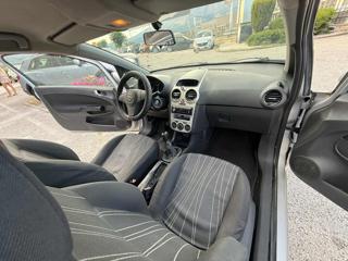 OPEL Corsa usata 15
