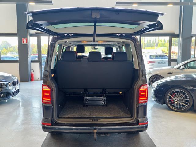 VOLKSWAGEN Caravelle usata, con Autoradio