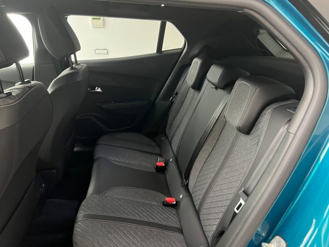 PEUGEOT 2008 usata, con Cruise Control