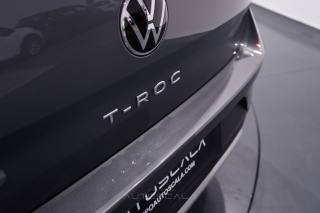 VOLKSWAGEN T-Roc usata 32