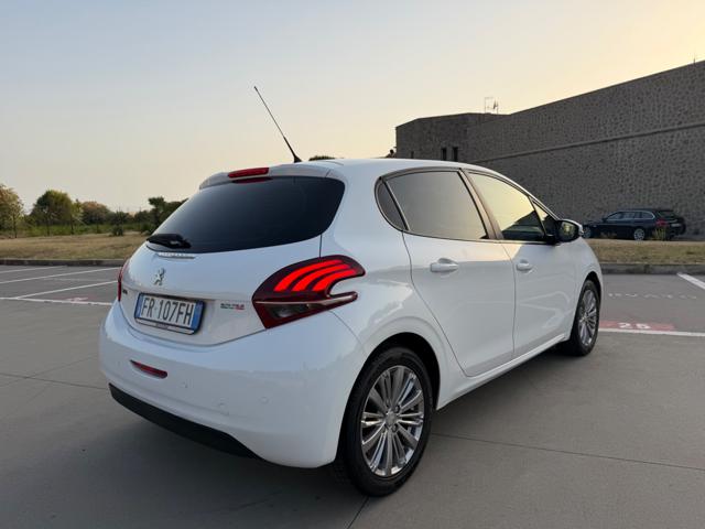 PEUGEOT 208 usata 36