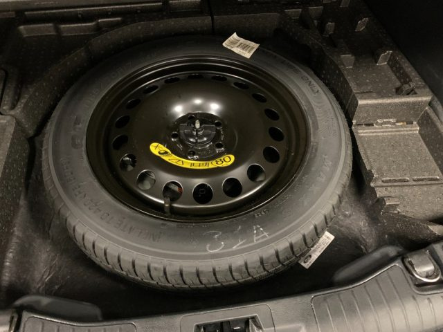 FORD Kuga usata, con Fari LED