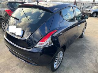 LANCIA Ypsilon usata, con Chiusura centralizzata