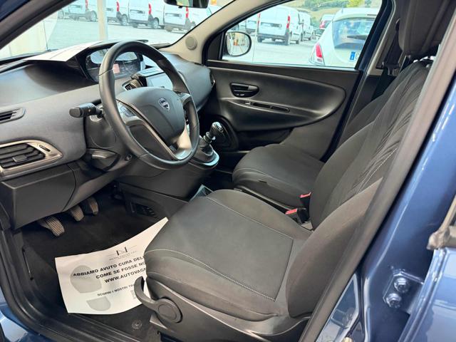 LANCIA Ypsilon usata, con Autoradio digitale