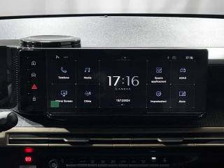 LANCIA Ypsilon usata, con Autoradio digitale