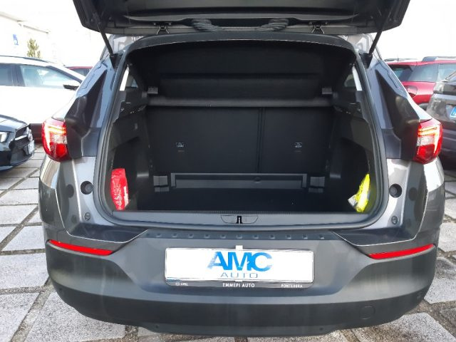 OPEL Grandland X usata, con Luci diurne LED
