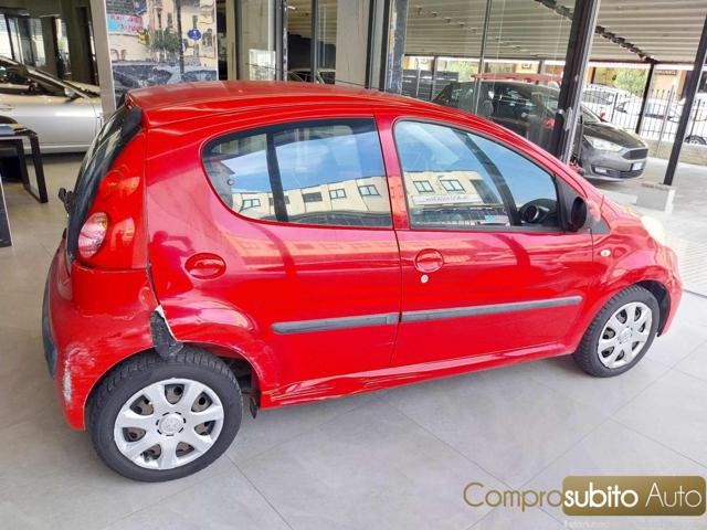 PEUGEOT 107 usata, con Alzacristalli elettrici