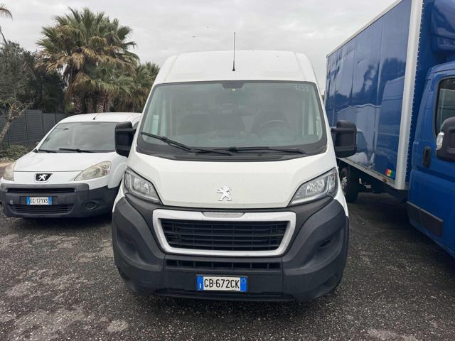 PEUGEOT Boxer usata, con ABS